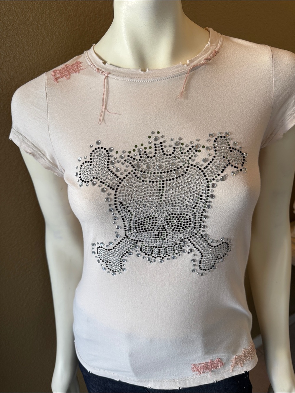 Miss Me Cream Color Rhinestone Skull Tee